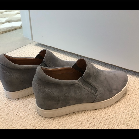 caslon austin slip on